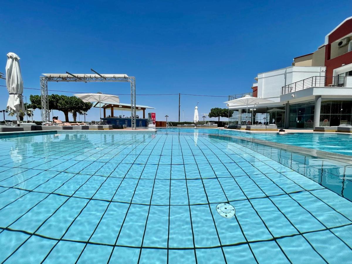Heliotrope Hotels Mytilíni Екстериор снимка