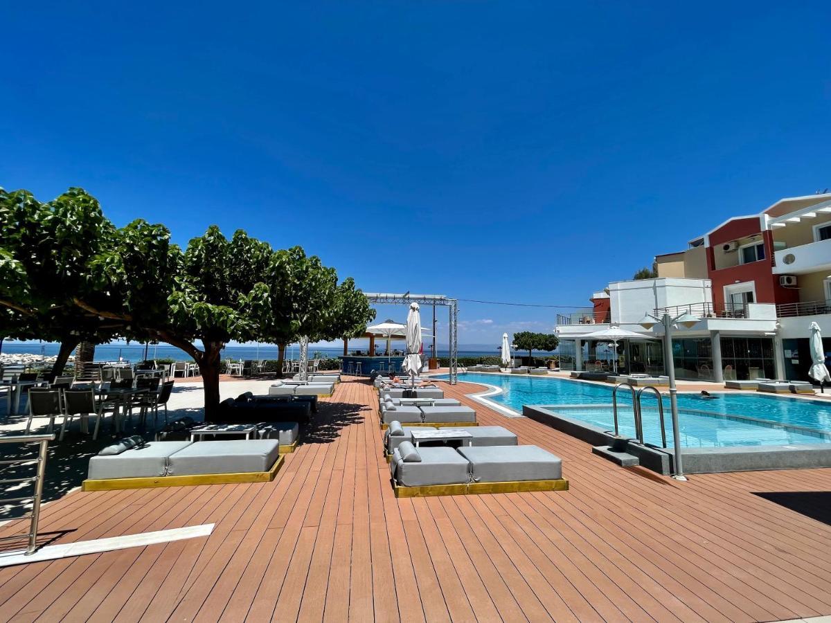 Heliotrope Hotels Mytilíni Екстериор снимка