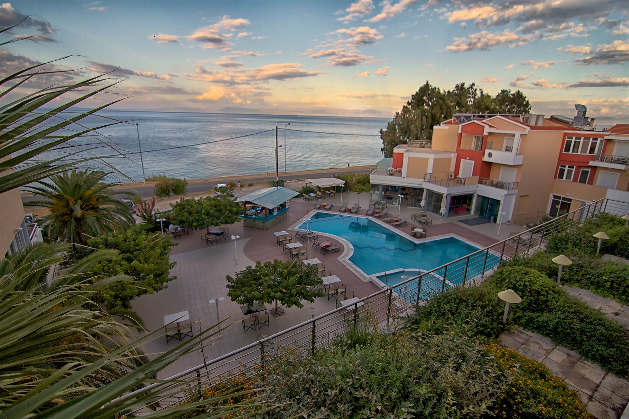 Heliotrope Hotels Mytilíni Екстериор снимка